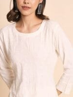 OnlyTrend Floral Embroidered Round Neck Chikankari Regular Kurta