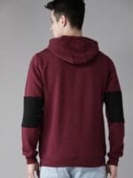 OnlyTrend Men Burgundy Solid Hooded Sweatshirt