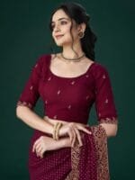 OnlyTrend Embroidered Sarees